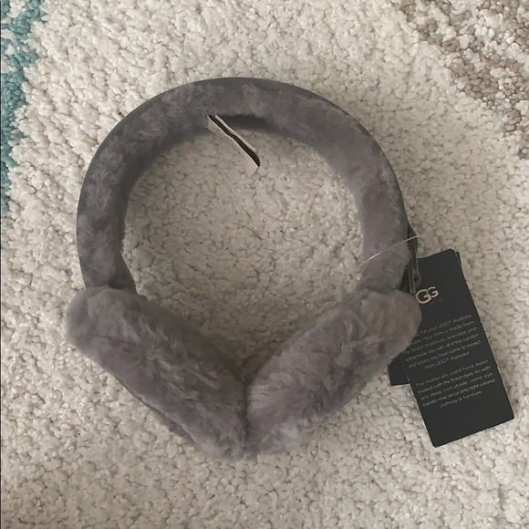 UGG Accessories - Brand new UGG earmuffs